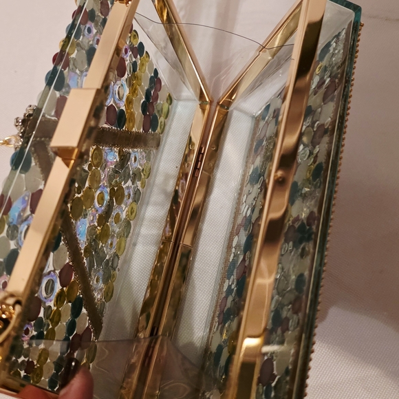 Handmade Pearl Chaos Clutch In Sky Blue - Alpine Winter - Picture 6 of 7